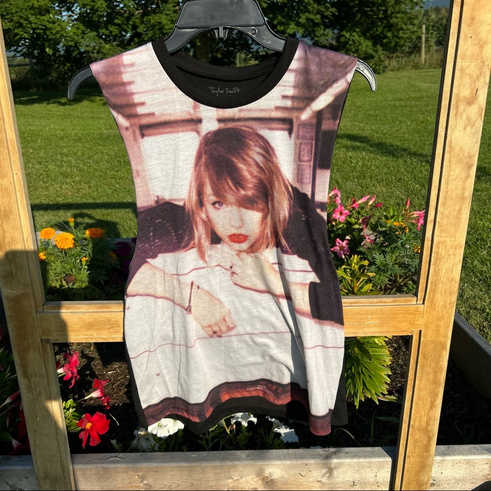 Rare 1989 Taylor Swift Muscle Tank